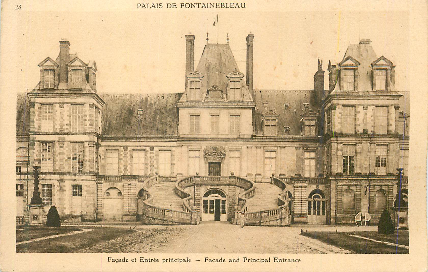Paleis van Fontainebleau — Gevel en hoofdingang — Uitgever niet zichtbaar, serie-nummer 28